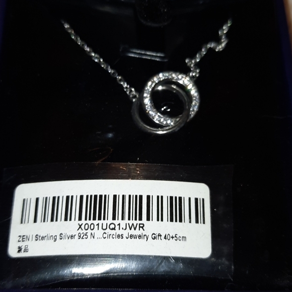 Zeni 925 Circles Necklace. NWT